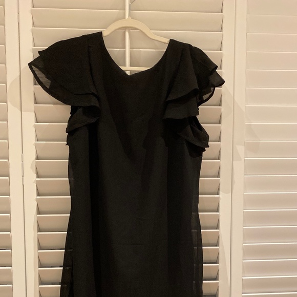 Dress - Picture 1 of 2